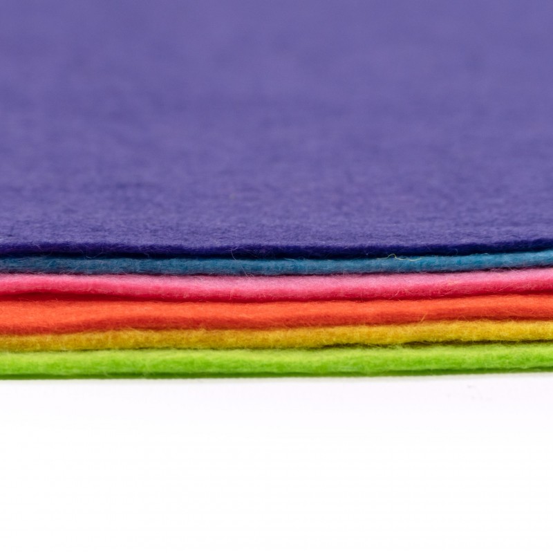 Felt of sheet (polyester), 21,5x28 cm,180g/m2, ROSA Talent